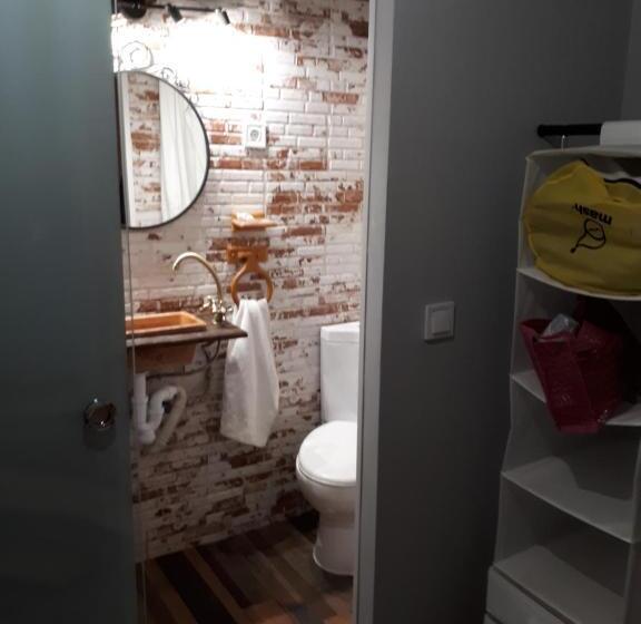 اتاق استاندارد یک نفره, Hostal Hispalense