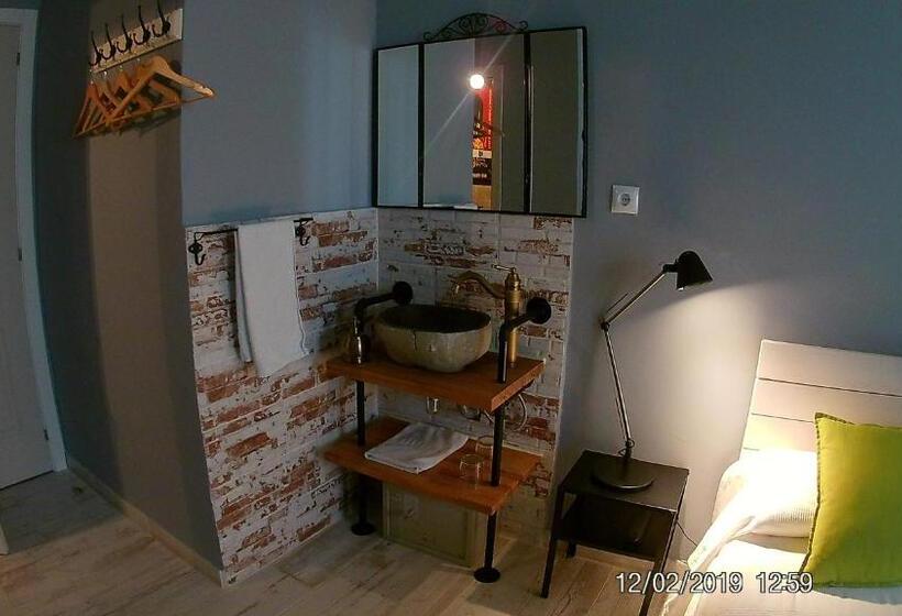 اتاق استاندارد, Hostal Hispalense