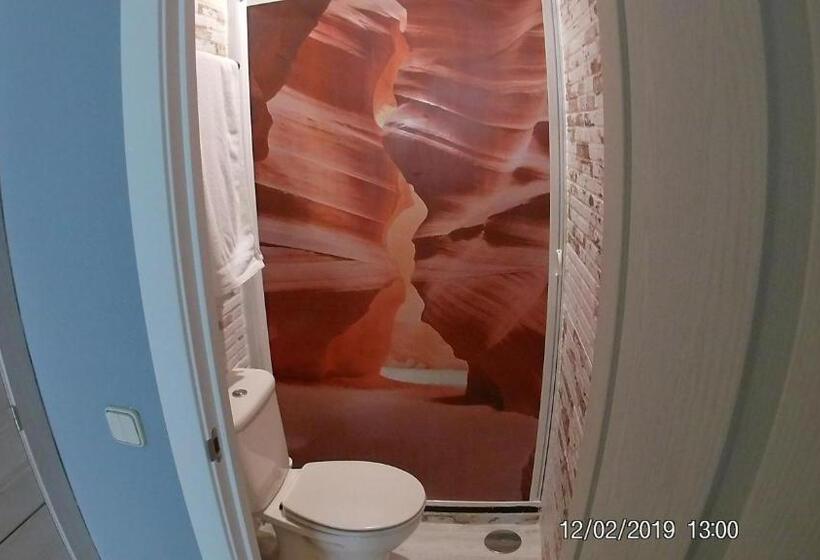اتاق استاندارد, Hostal Hispalense