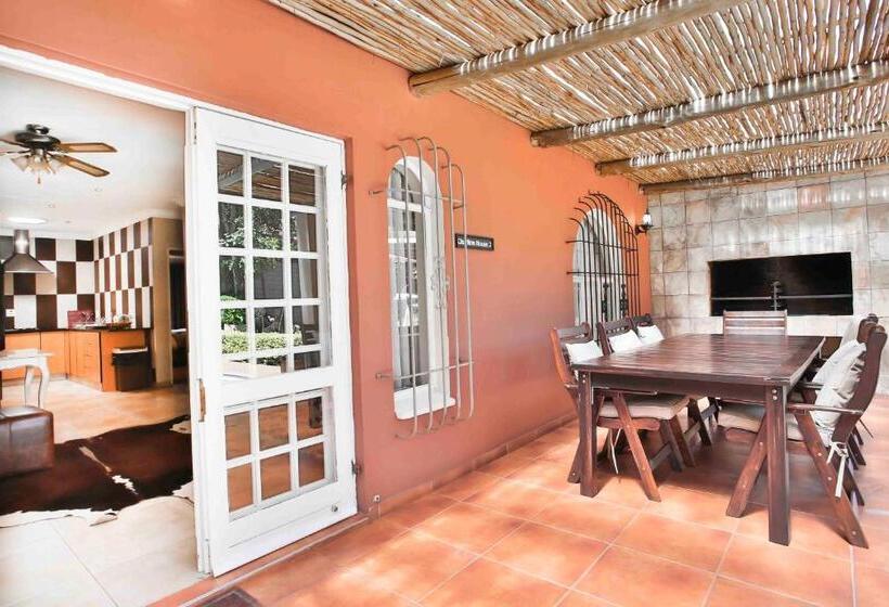 套房, Accommodation At Vans Self Catering