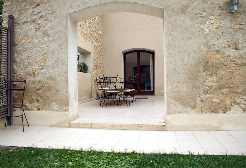 Апартаменты 4 Спальни, Le Relais Du Grand Logis Cadarache Iter