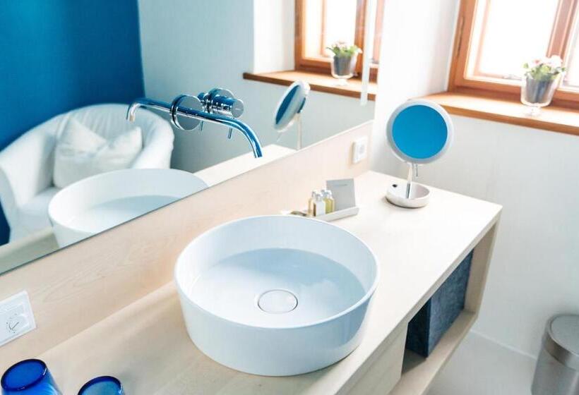 Superior suite with lake view, Hallstatt Hideaway  Adults Only