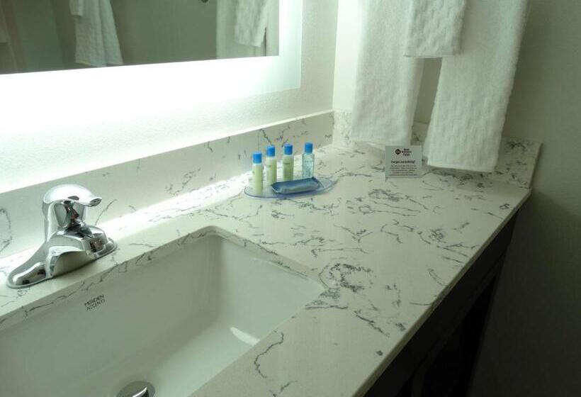 Люкс Адаптированный для Инвалидов, Best Western Plus New Richmond Inn & Suites