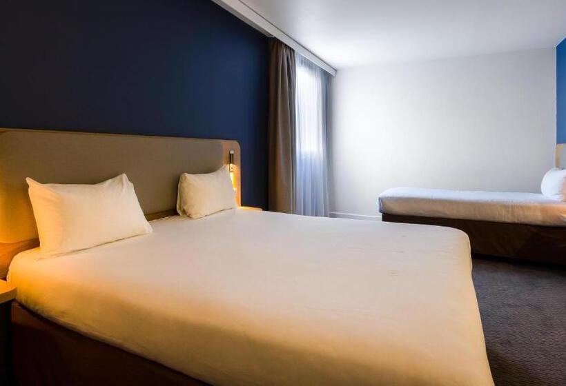 Háromágyas Standard Szoba, Holiday Inn Express Le Havre Centre