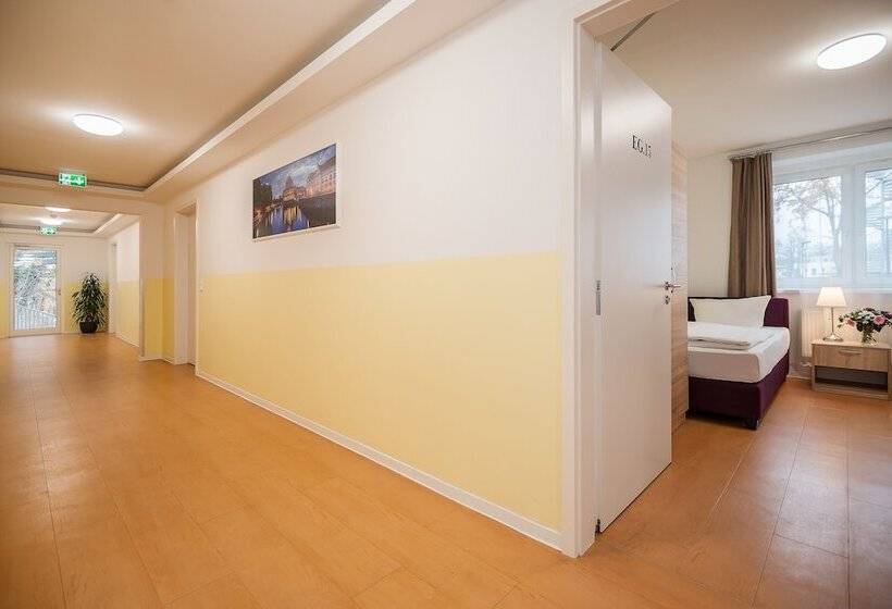 اتاق استاندارد یک تخته برای معلولان, City Green Berlin