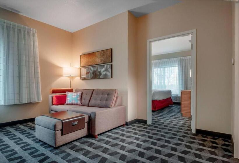 Люкс Кровать Кинг, Towneplace Suites By Marriott Toledo Oregon