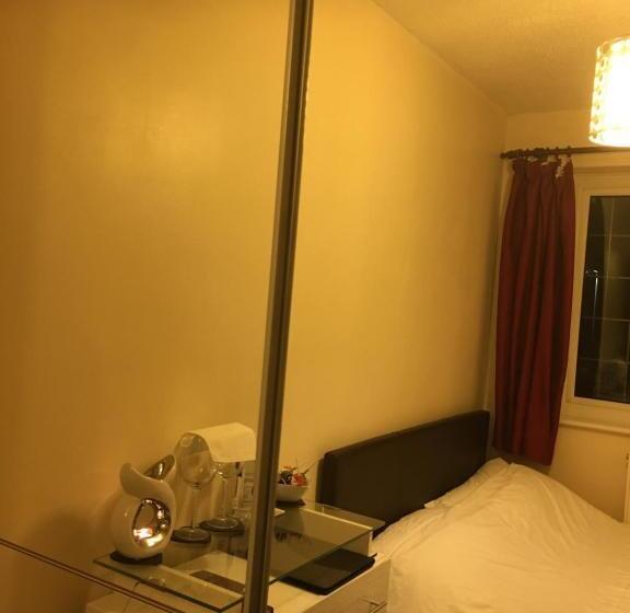 اتاق استاندارد, Bianca S House Hotel Heathrow Airport