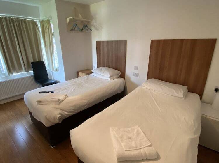 Номер Стандарт, Buckingham Guest House For Contractors