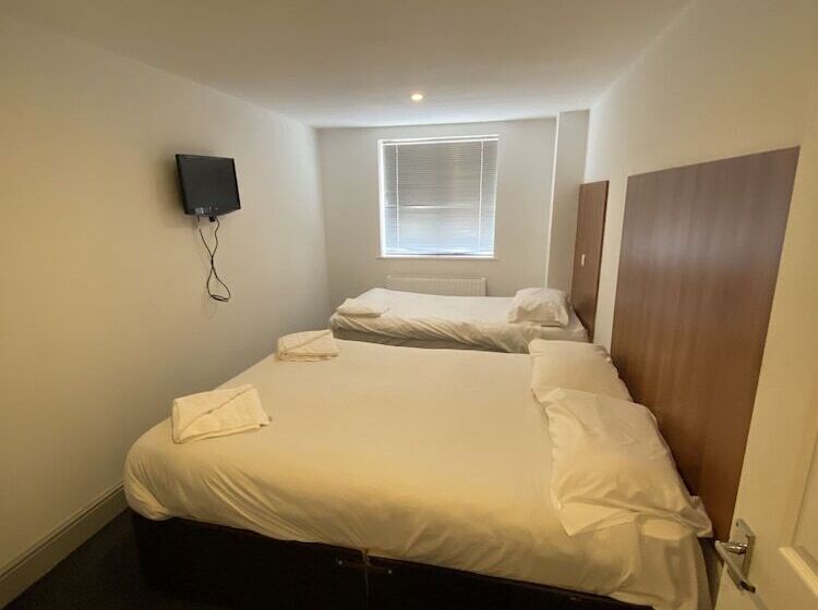 Апартаменты 2 Спальни, Buckingham Guest House For Contractors