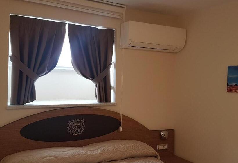 اتاق اکونومی, Buono B&b
