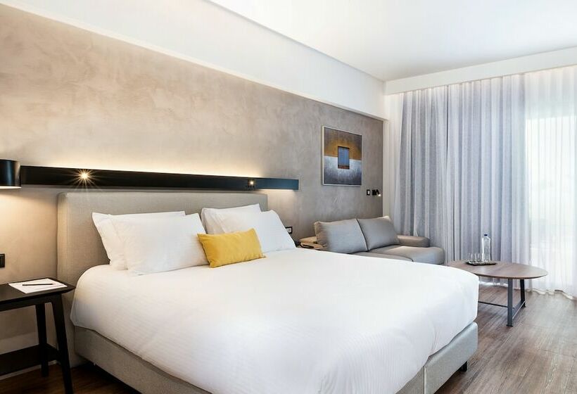 Номер Классический Вид на Бассейн, Euphoria Resort  All Inclusive
