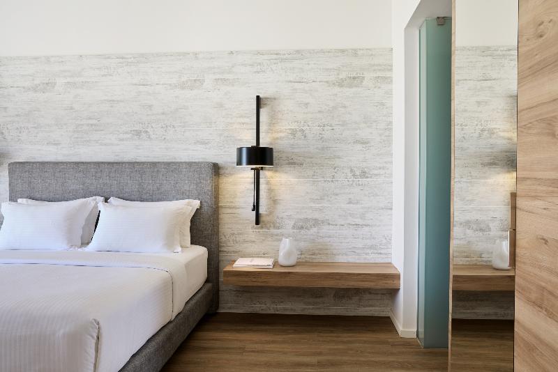 Люкс Вид на Бассейн, Euphoria Resort  All Inclusive