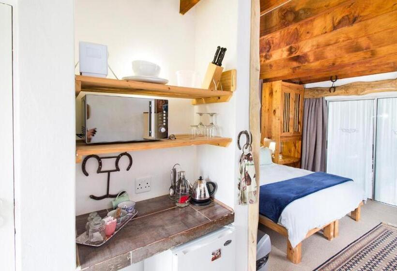Номер Стандарт, Tniqua Stable Inn