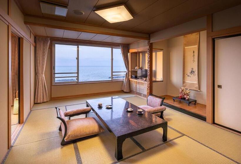 غرفة ديلوكس عائلية, Ikkyu  Seaside