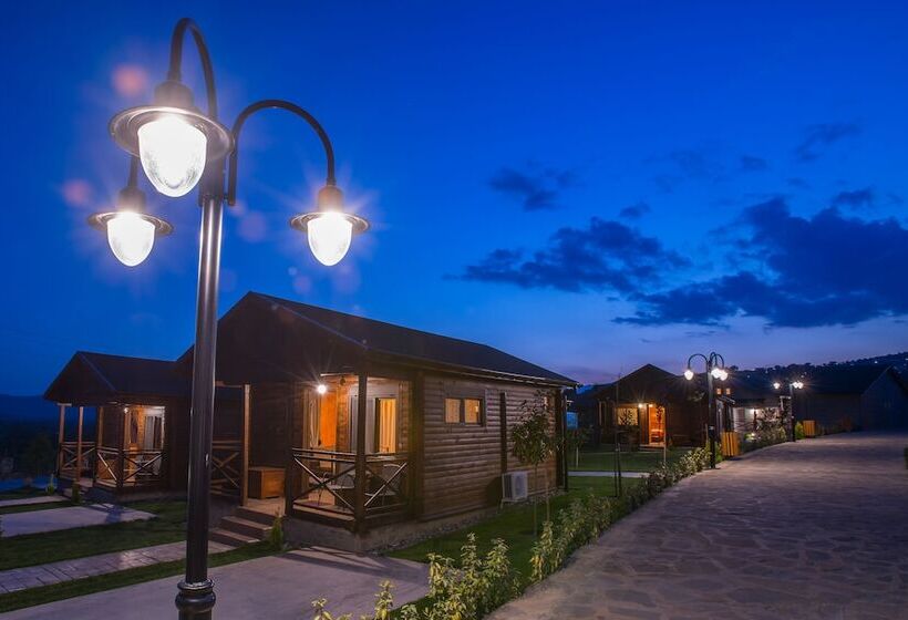 스탠다드 방갈로, Lotos Mountain Resort