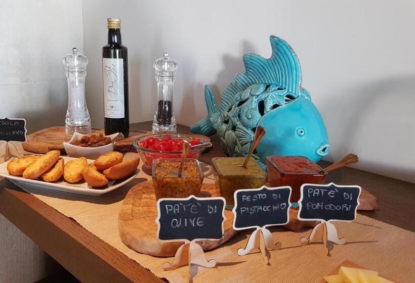 Номер Deluxe Вид на Море, Borgo Giallonardo Wine Relais