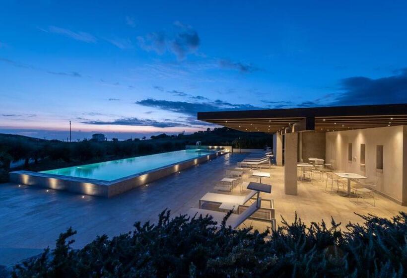 Люкс Кровать Кинг, Borgo Giallonardo Wine Relais