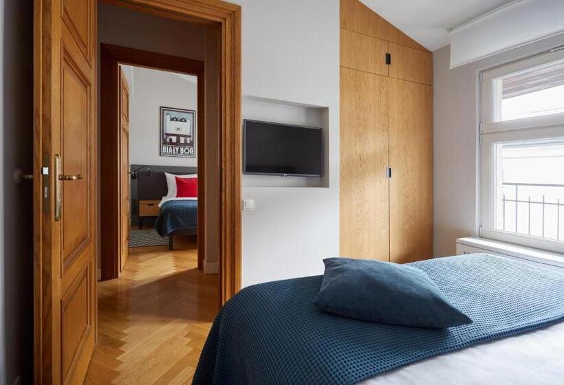 带阳台两卧公寓, Stradonia Serviced Apartments