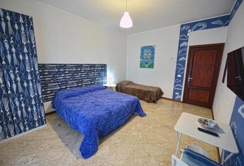 اتاق ساده سه نفره, Aback Policlinico