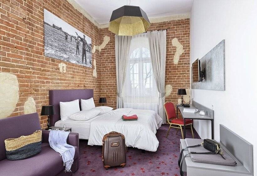 Номер Deluxe, Koszary Arche