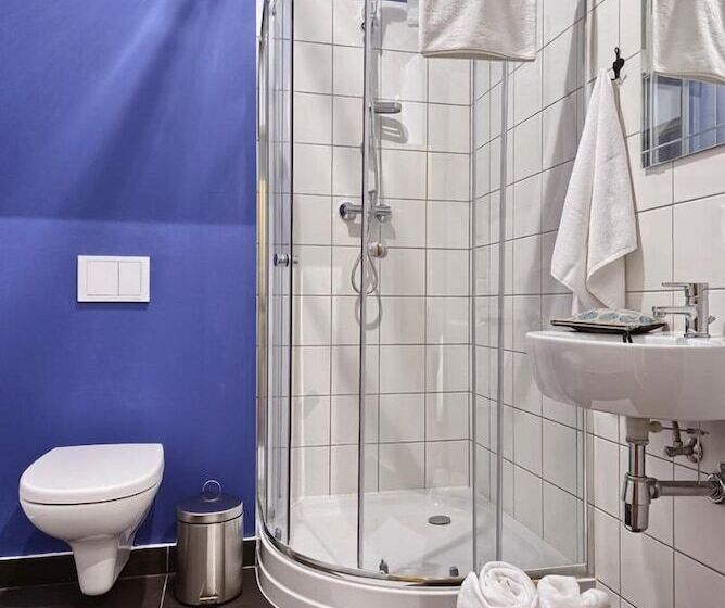 Номер Basic, Koszary Arche