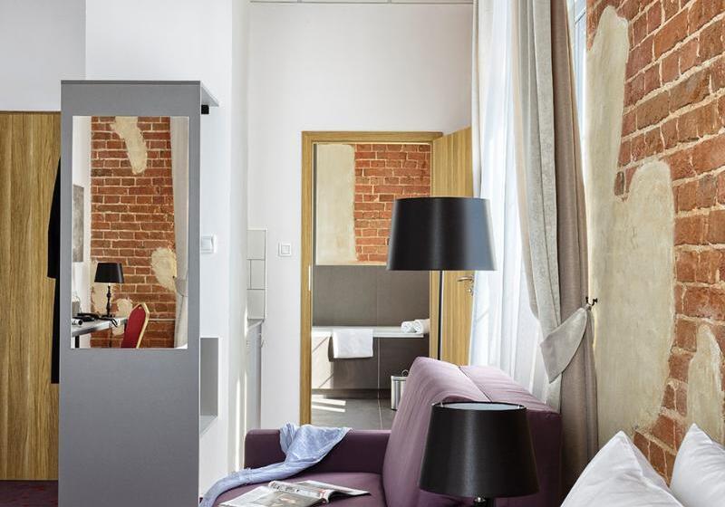 Номер Deluxe, Koszary Arche