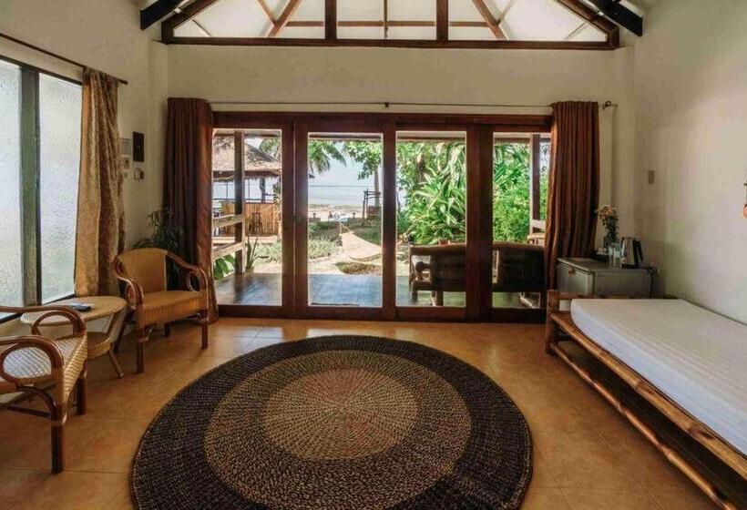 اتاق خانوادگی با چشم‌انداز دریا, Romantic Beach Villas