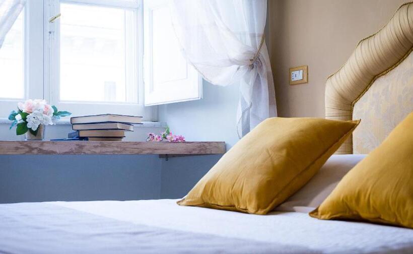 Camera Deluxe Letto King, Nerva Accomodation Cavour