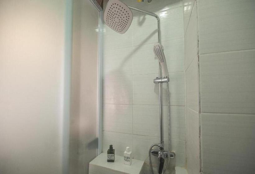 غرفة ديلوكس مزودة بشرفة, Zen Boutique House