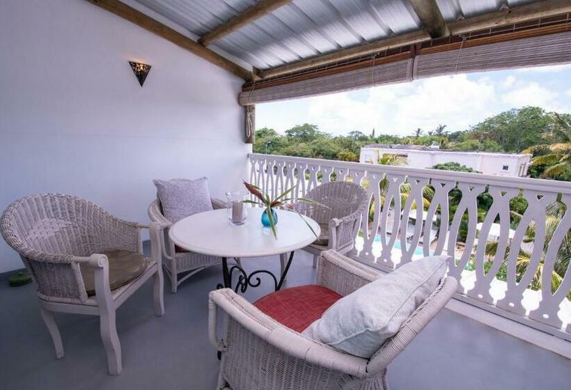 سوییت با چشم‌انداز استخر, Le Mandala Moris Guesthouse