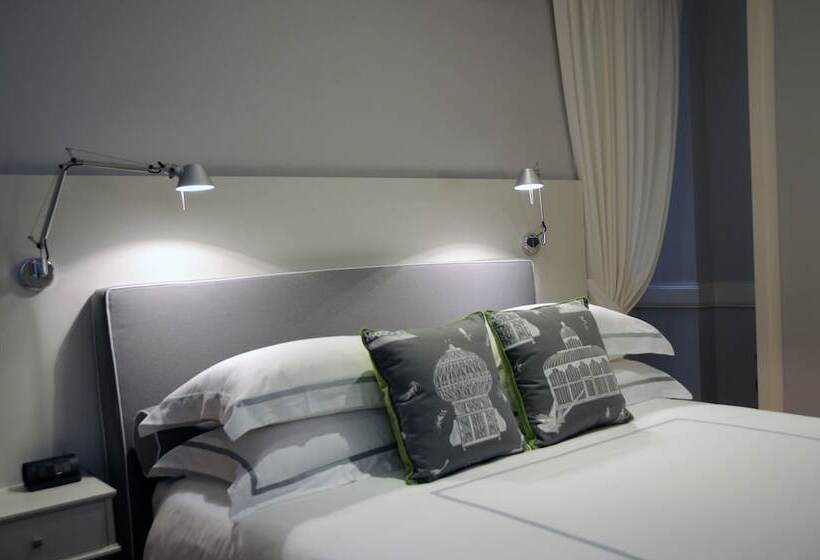 سوییت جونیور, Suite Fontana Di Trevi