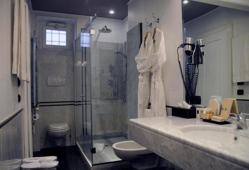 سوییت, Suite Fontana Di Trevi