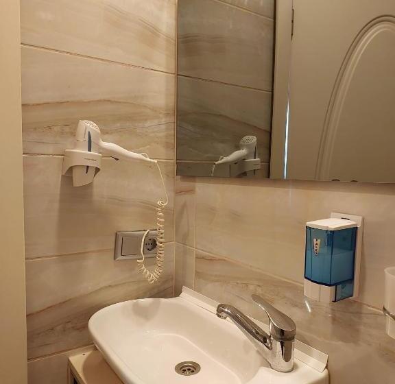 豪华房间, Marvel Suites