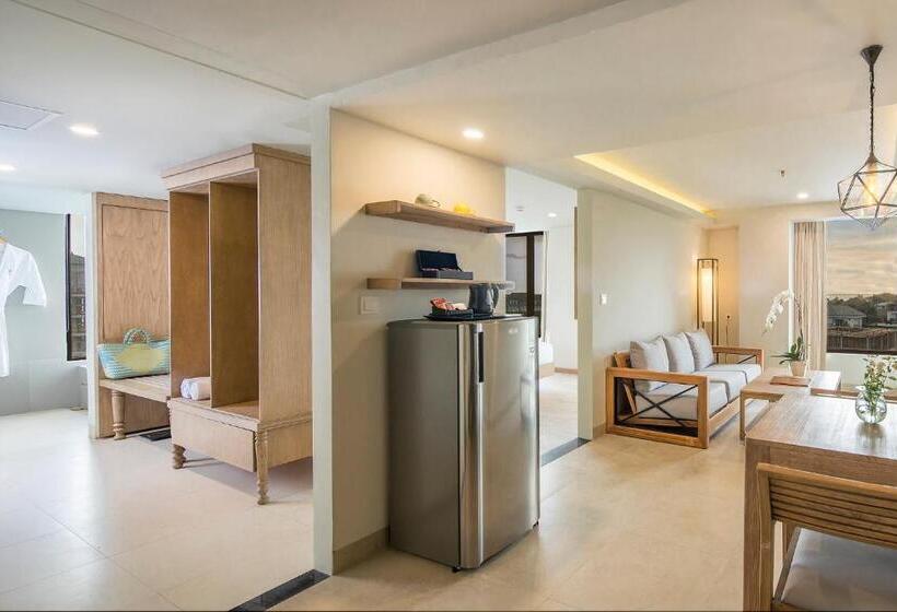 Полулюкс, Eastin Ashta Resort Canggu