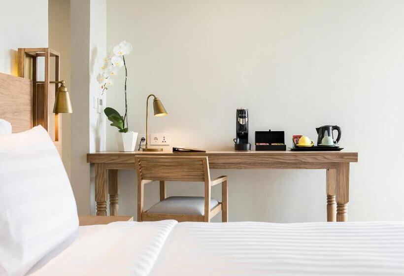Люкс, Eastin Ashta Resort Canggu