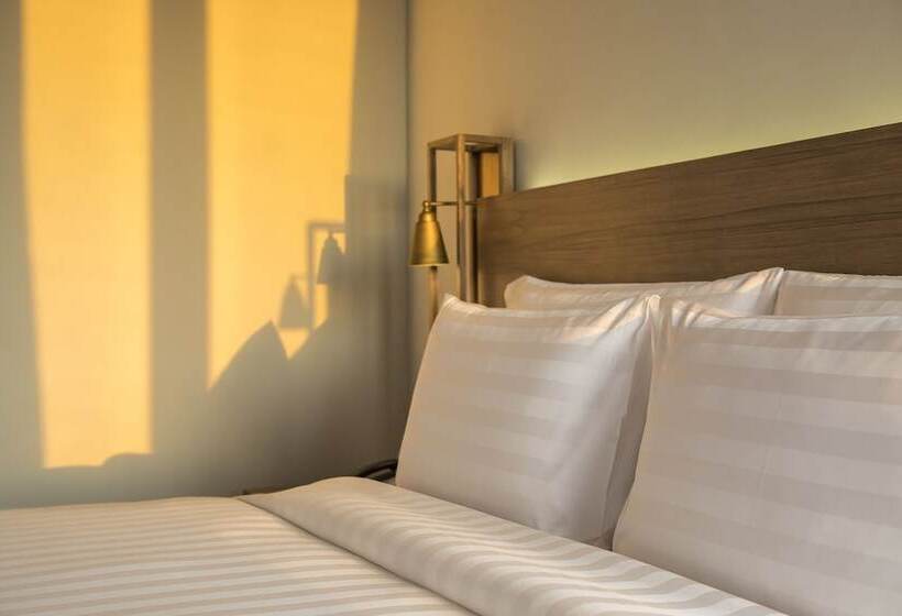 Полулюкс, Eastin Ashta Resort Canggu