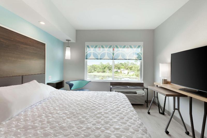 스탠다드 룸 킹사이즈 침대, Tru By Hilton Lake Charles