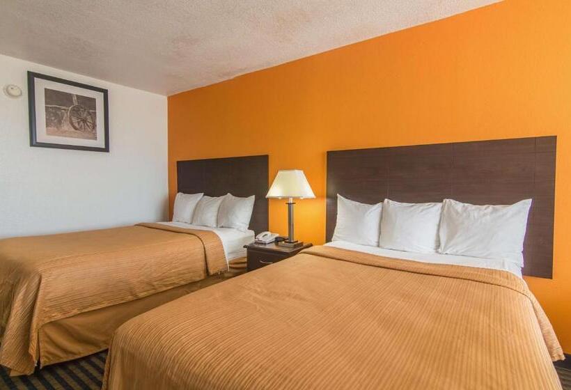 اتاق لوکس چهار تخته, Motel 6liberal, Ks