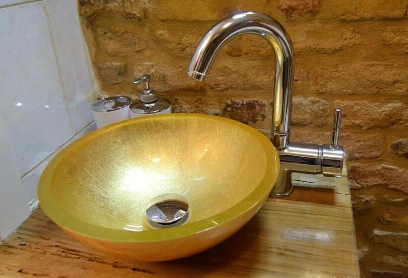 Четырехместный Номер Стандарт, B&b La Lanterna
