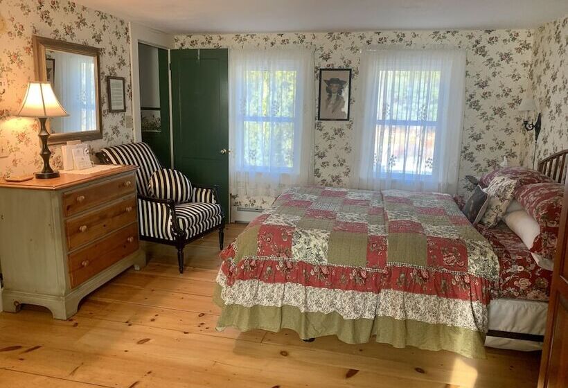 Четырехместный Номер Deluxe, Buttonwood Inn On Mount Surprise