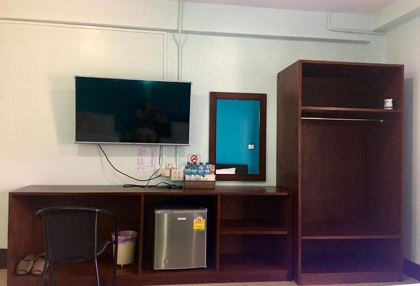 ベーシックトリプルルーム, Chat House Soi 18 Mithuna Chiangrai