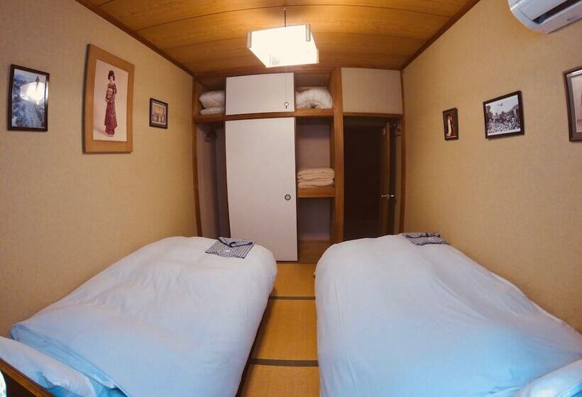 Номер Стандарт, Uno Port Inn