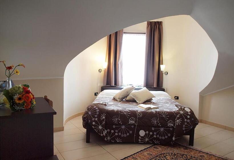 Четырехместный Номер Стандарт, L Incontro B&b Santeramo