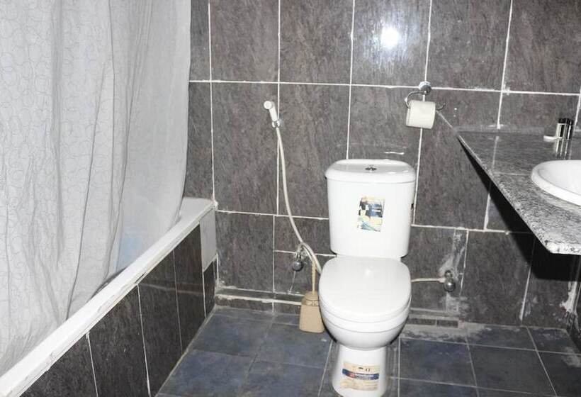 اتاق لوکس, Royal Charlin Hotel And Suites