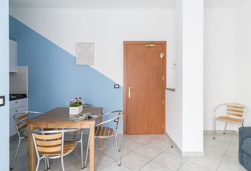 آپارتمان 1 خوابه با چشم‌انداز دریا, Residence Il Poggio