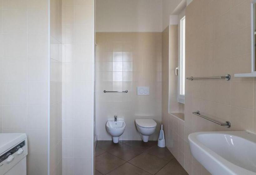 آپارتمان 1 خوابه با چشم‌انداز, Residence Il Poggio
