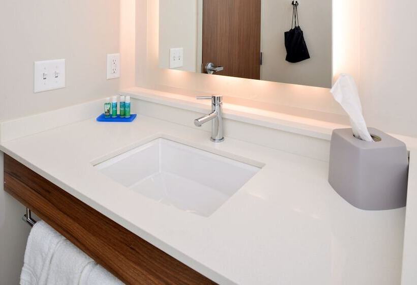 Номер Стандарт, Holiday Inn Express & Suites   Ottumwa, An Ihg