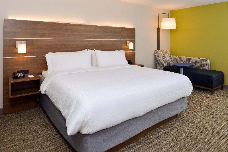 Люкс Кровать Кинг, Holiday Inn Express & Suites   Ottumwa, An Ihg