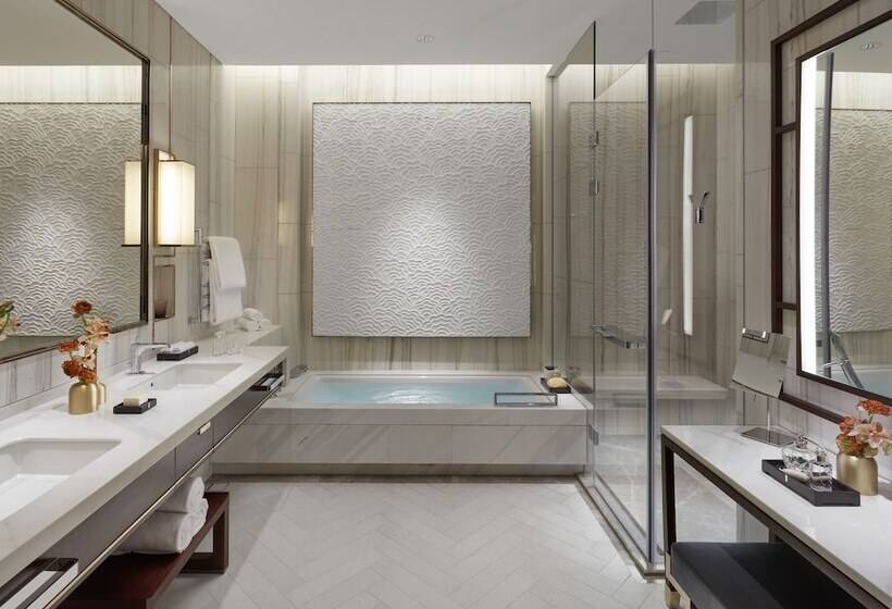 اتاق استاندارد با تراس, Mandarin Oriental Wangfujing Beijing