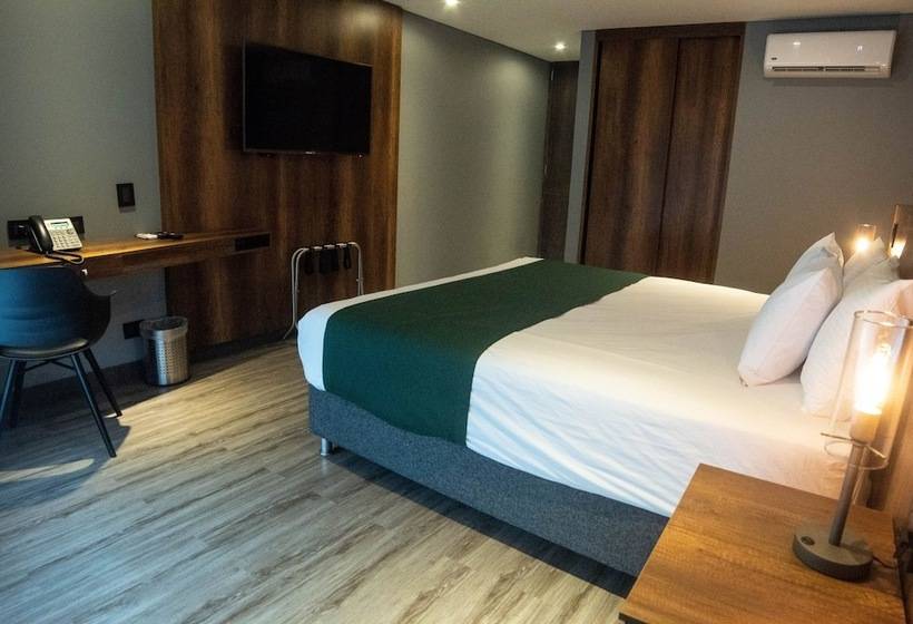 Номер Deluxe, Café Hotel Medellín